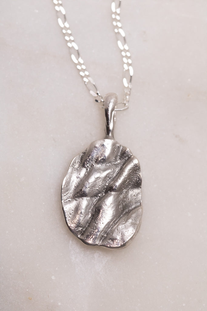 Signia® Pendants